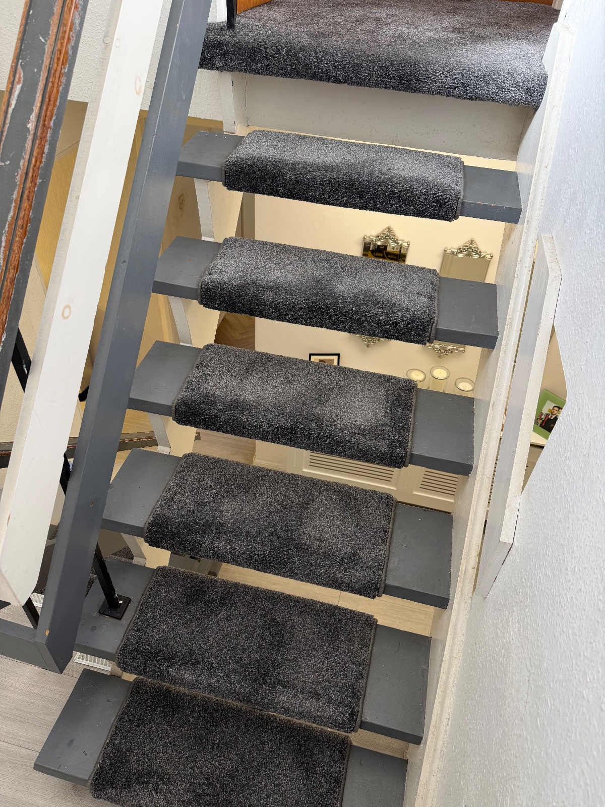 Hali flooring