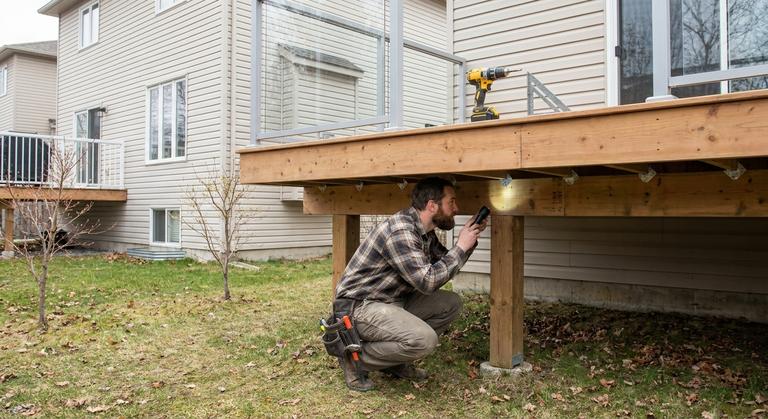 Deck Repair Cost Canada: Permits and Railing Code Rules