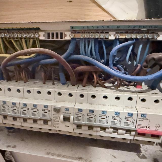 HOXTON ELECTRIC LTD