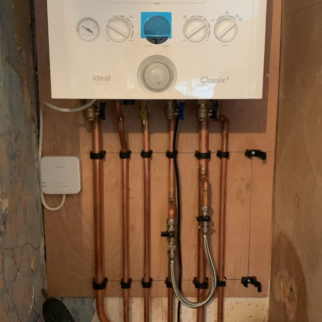 DELTA T PLUMBING HEATING AND RENEWABLES LTD