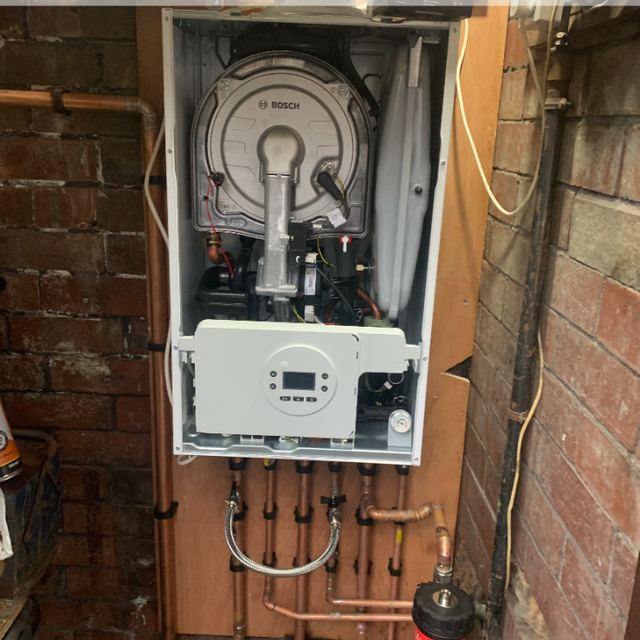 DELTA T PLUMBING HEATING AND RENEWABLES LTD