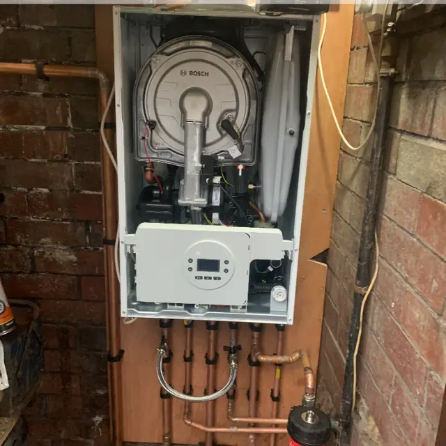 DELTA T PLUMBING HEATING AND RENEWABLES LTD