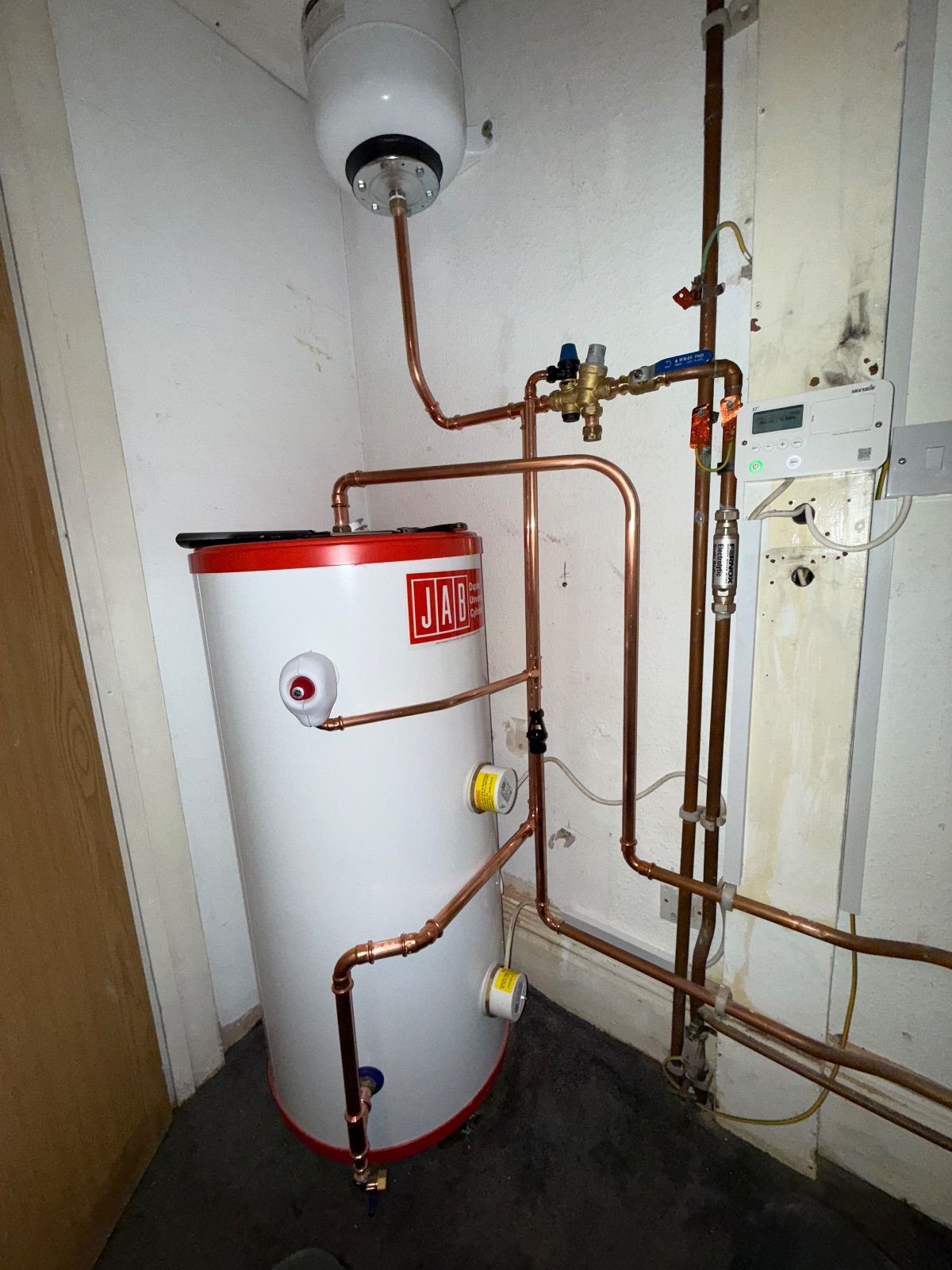 AB HEAT WORKZ LTD