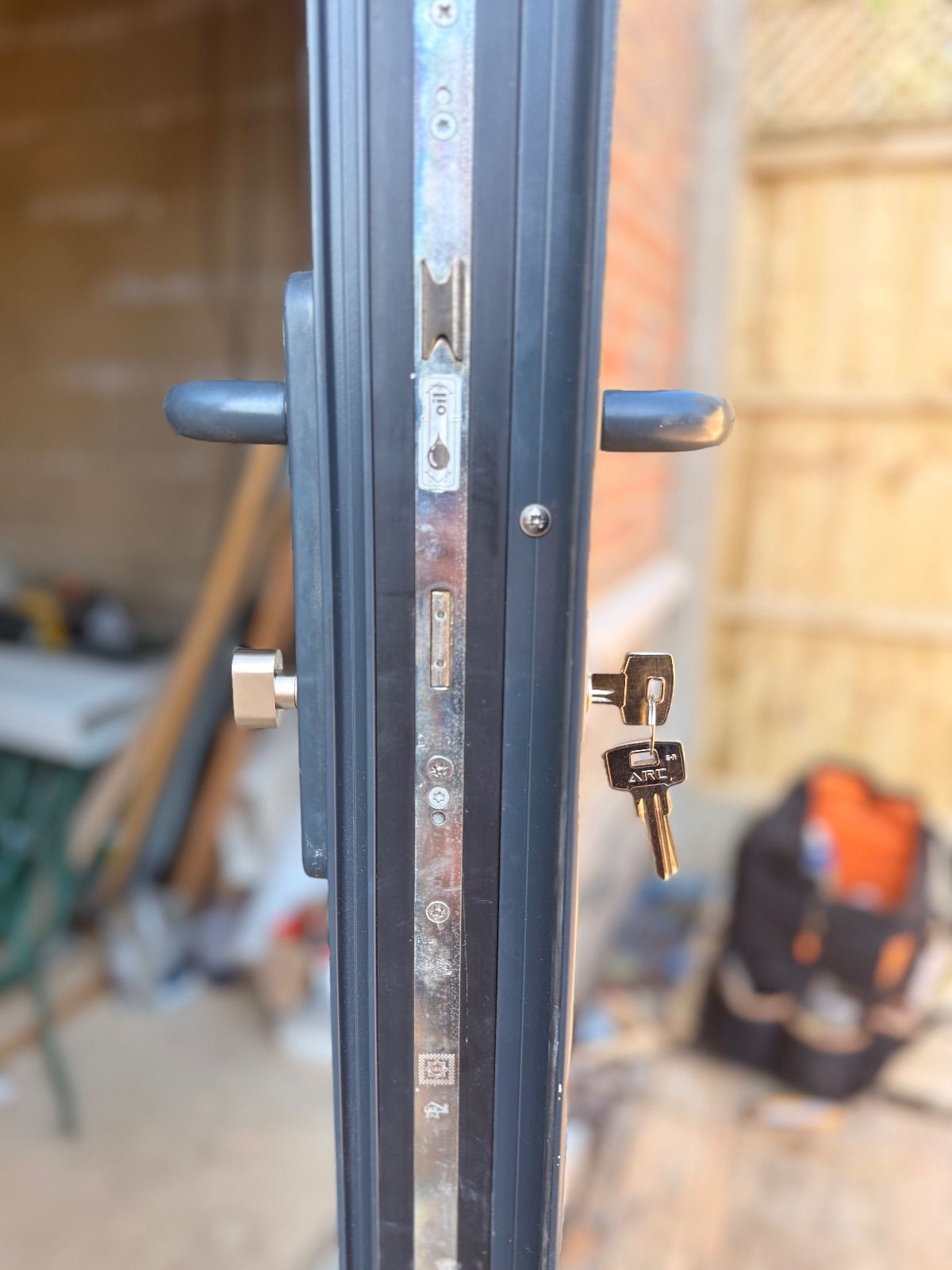 Uk local locksmiths ltd