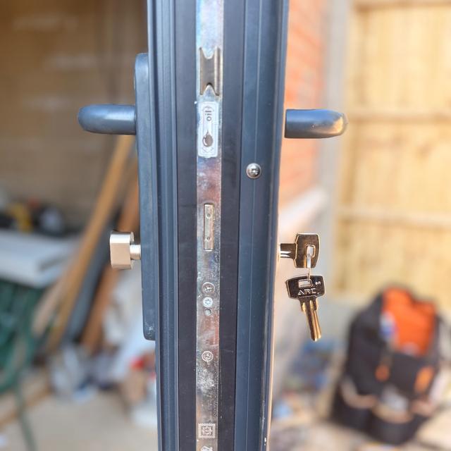 Uk local locksmiths ltd