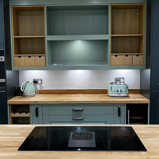 RC kitchens and bathrooms