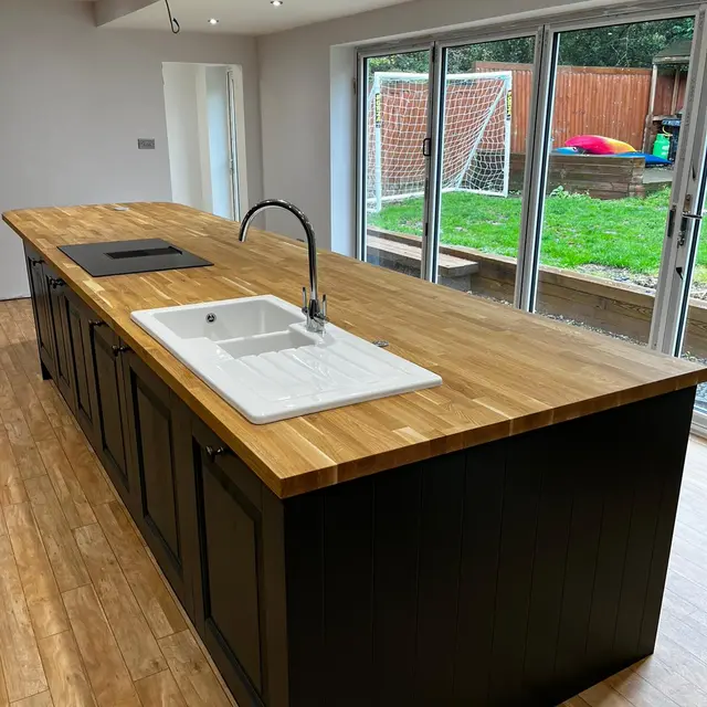 RC kitchens and bathrooms