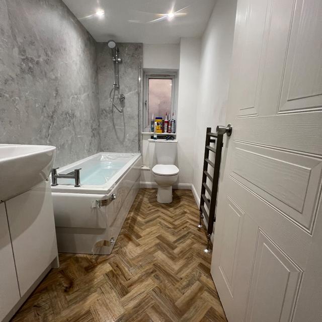 RC kitchens and bathrooms