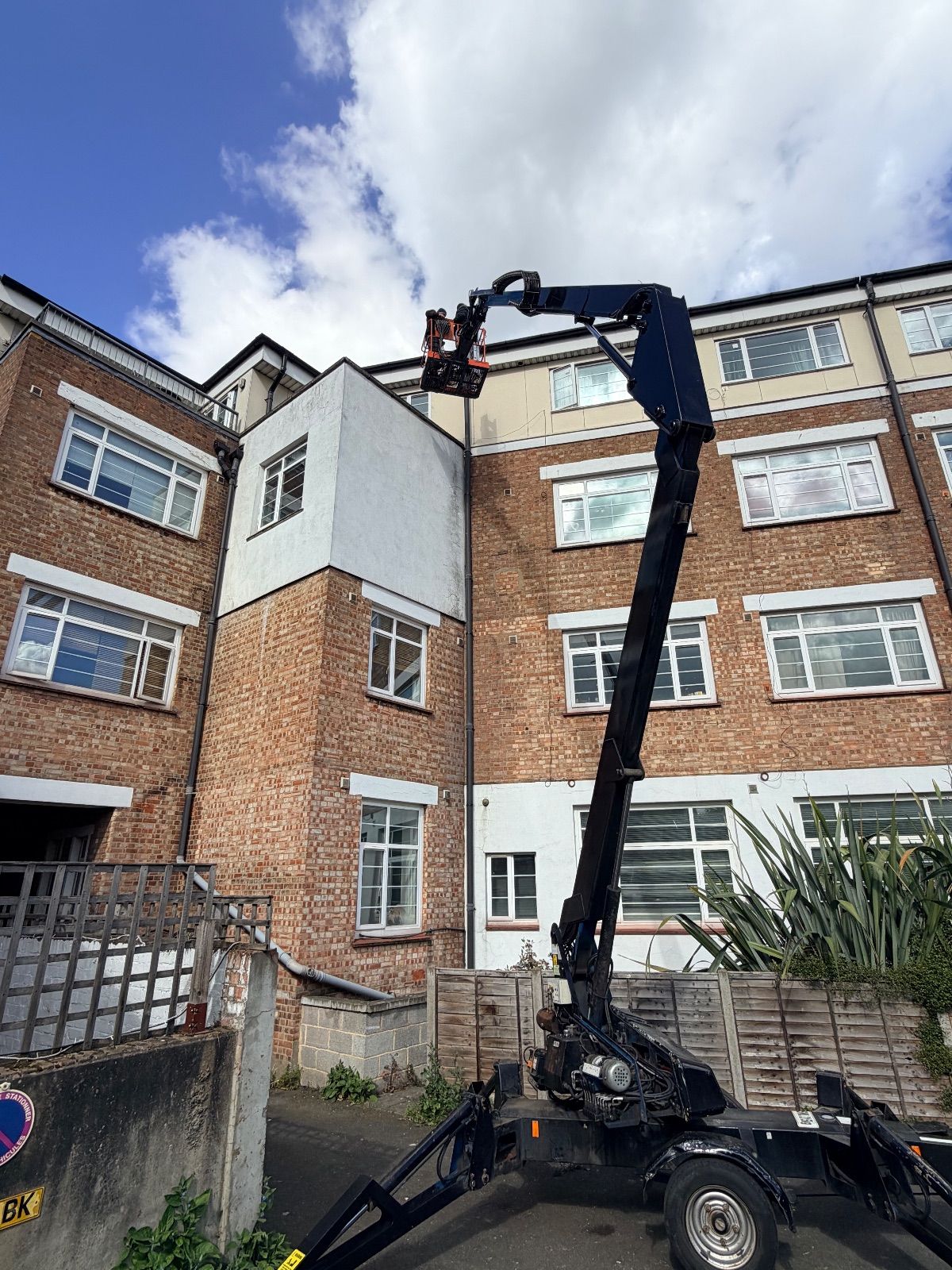 DK CONSTRUCTION SOLUTIONS LTD