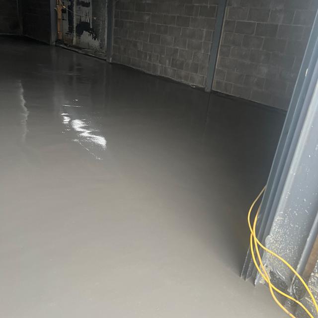 West green screeding