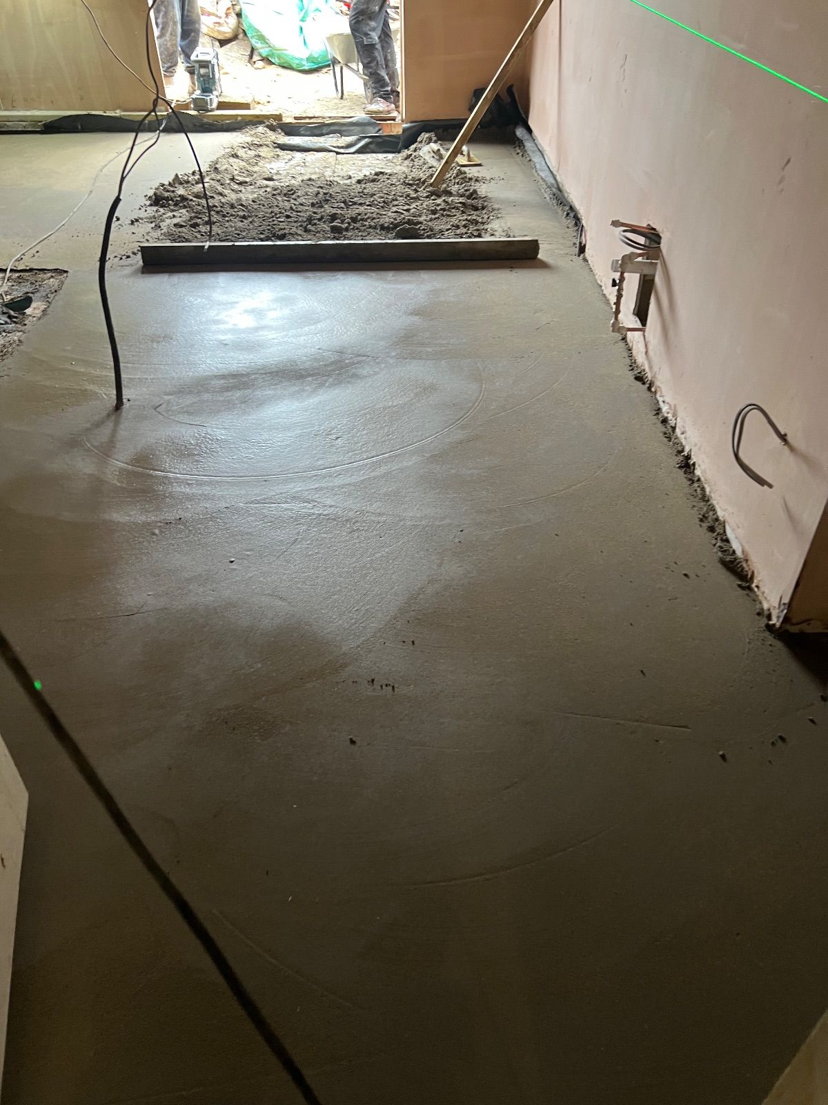 West green screeding