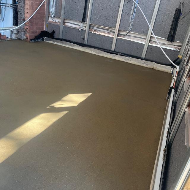 West green screeding