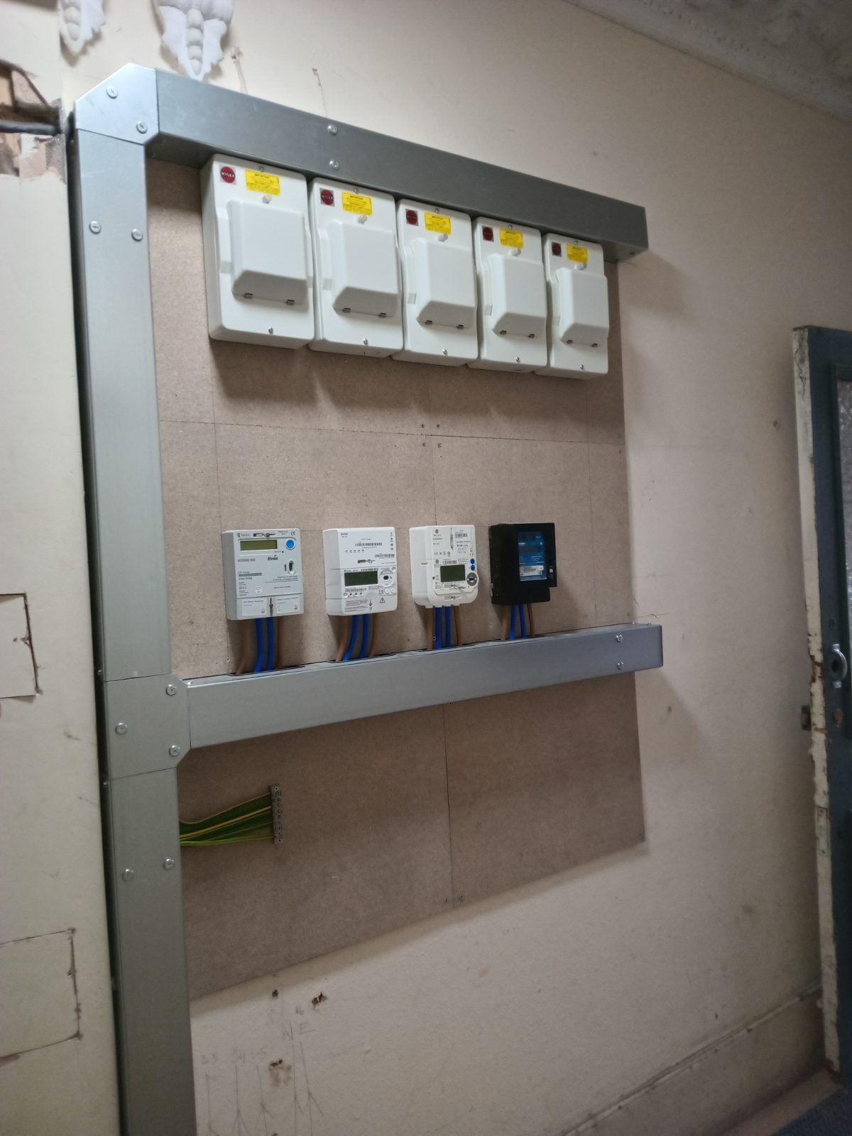 ISA ELECTRICS LIMITED
