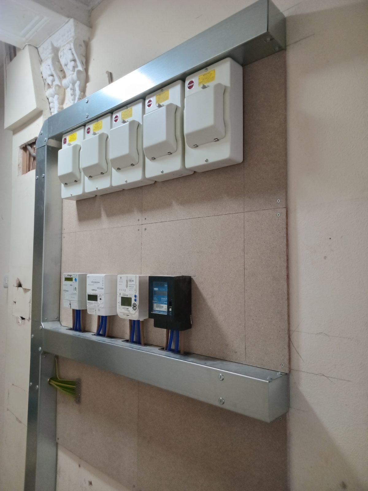 ISA ELECTRICS LIMITED